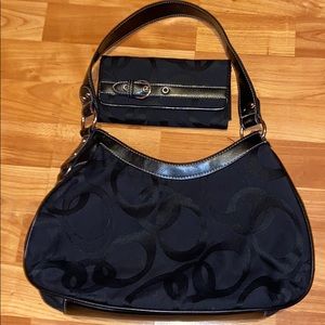 Purse and Wallet: Black